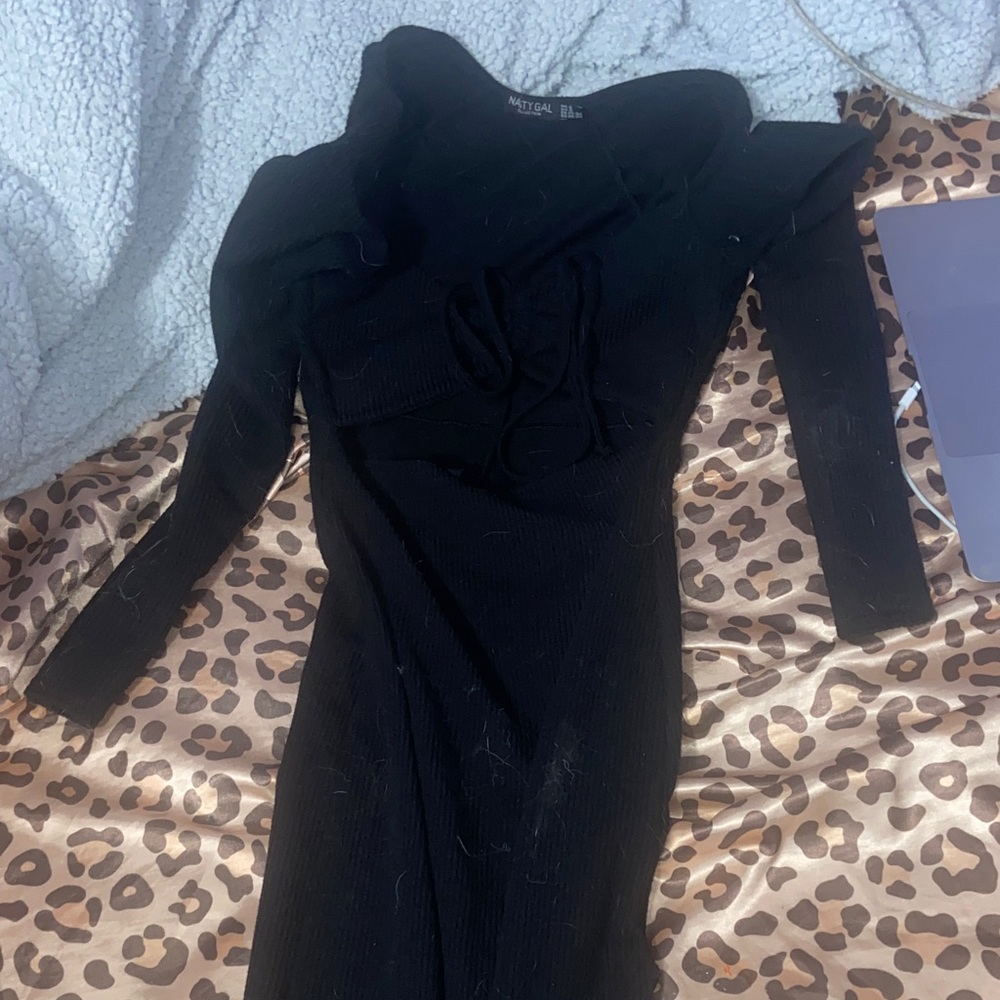 nasty gal black long-sleeve maxi dress w/ a stomach cut/out (s: 4)